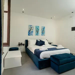 marmur-suite.palermohotels.org/
